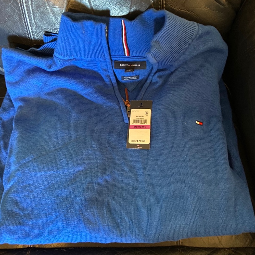 Tommy half zip sweater